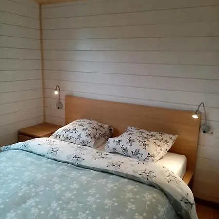 La Roulotte Julyana Chalet Vielsalm